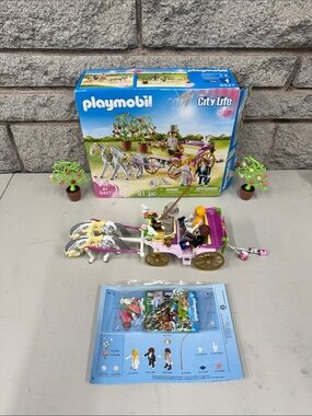 Playmobil City Life Wedding Carriage And Bride And Groom 9427